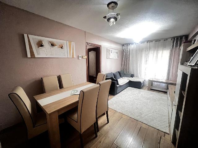 Imagen 5 Inmueble 300168 - Piso en venta en Torrejón De Ardoz / Junto a supermercados.