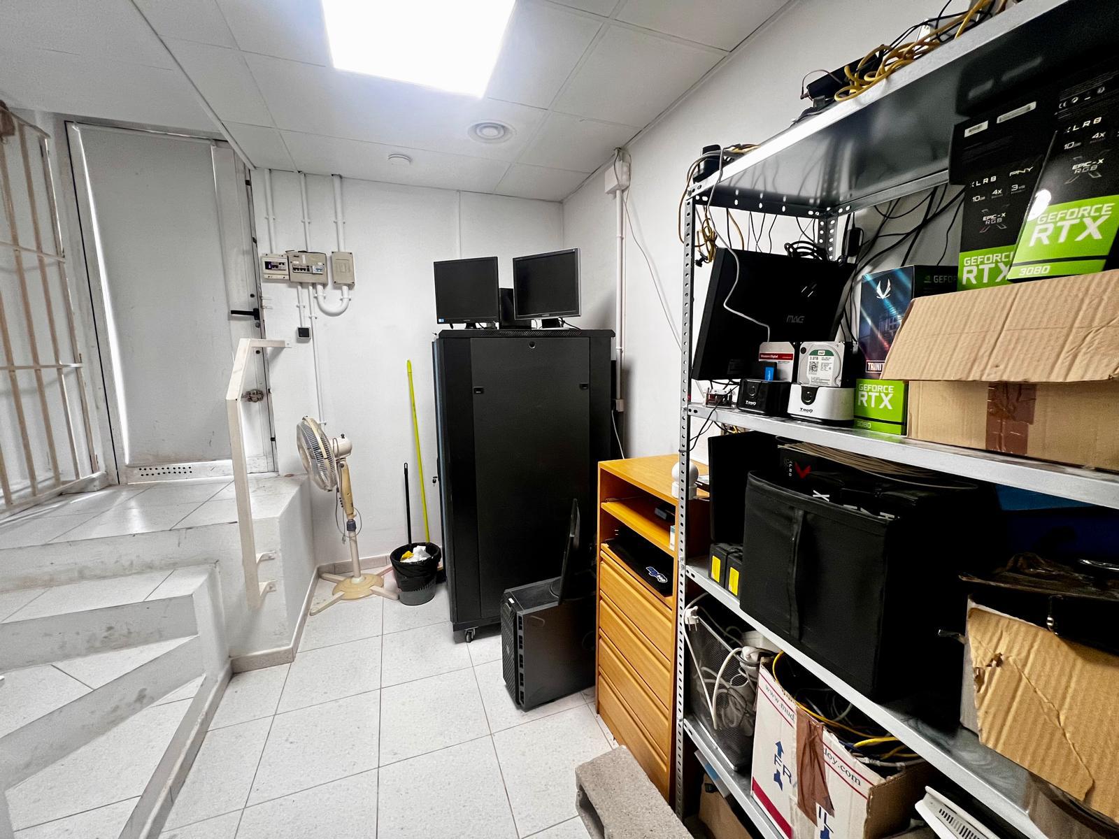 Imagen 6 Local Comercial en venta en Arganda Del Rey / Próximo a Renfe y Metro.