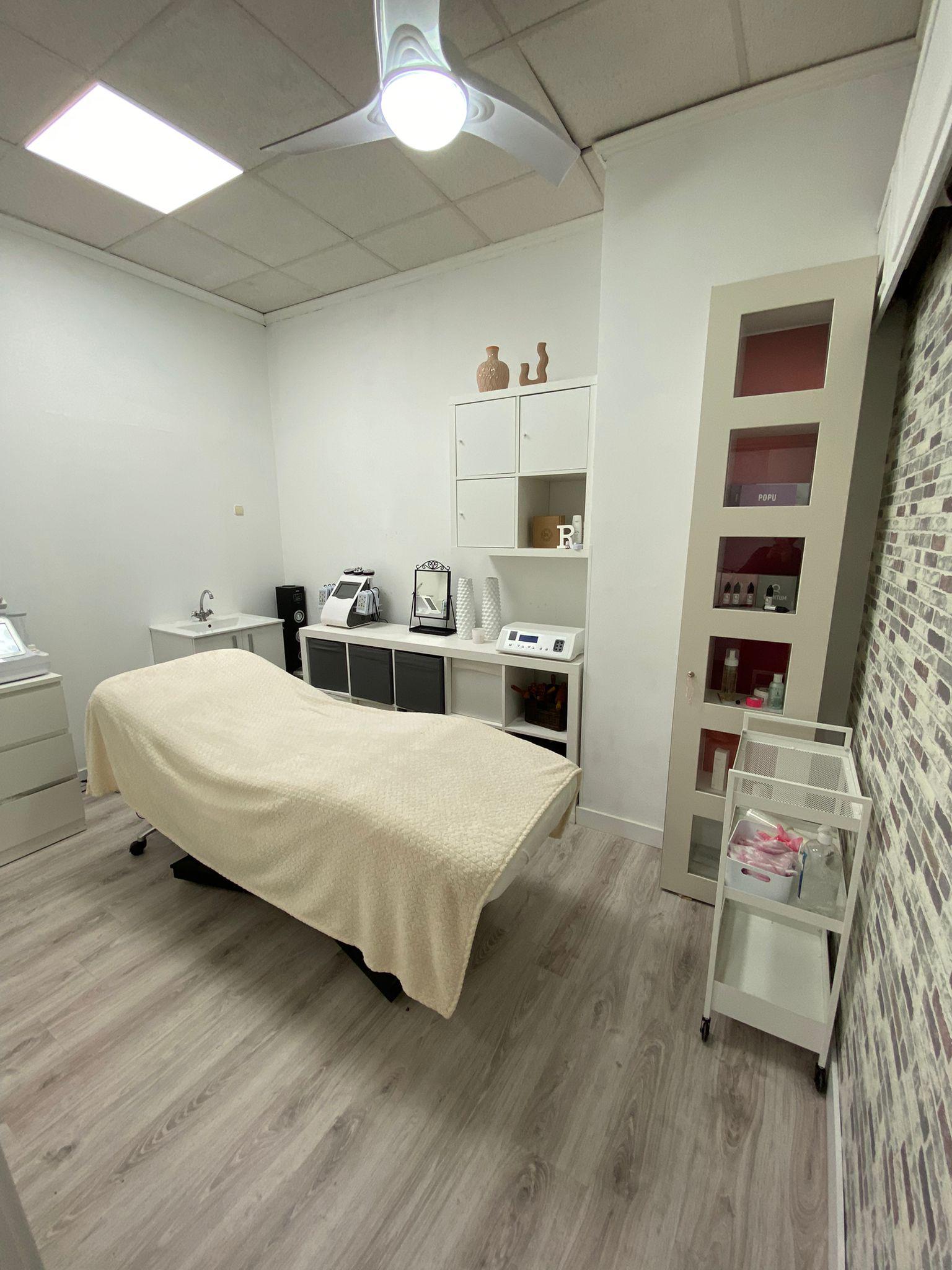 Imagen 6 Local Comercial en alquiler en Torrejón De Ardoz / Barrio Juncal, frente a la iglesia.