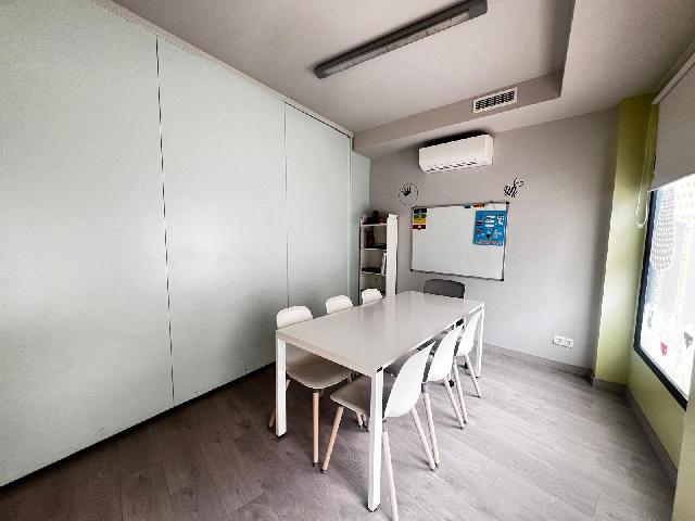 Imagen 4 Inmueble 300273 - Local Comercial en alquiler en Leganés / En el centro del pueblo.