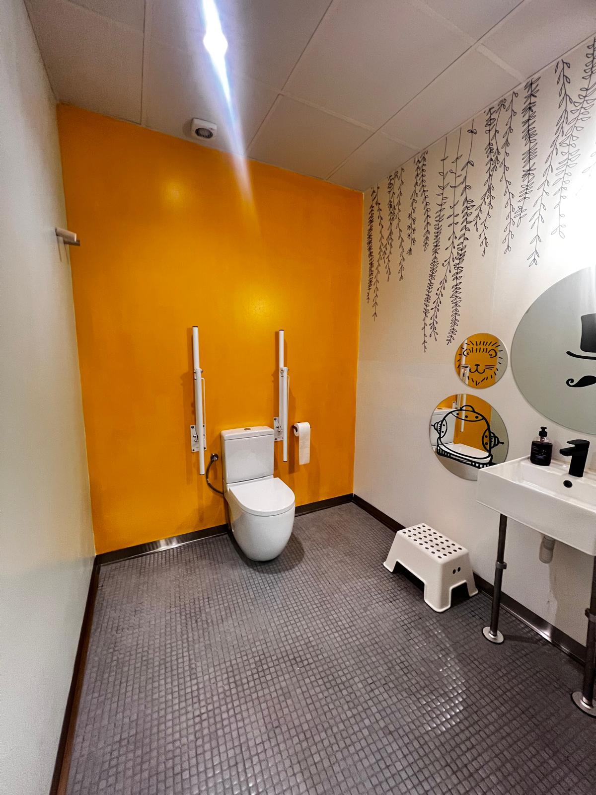 Imagen 5 Local Comercial en alquiler en Camarma De Esteruelas / En el centro del pueblo.