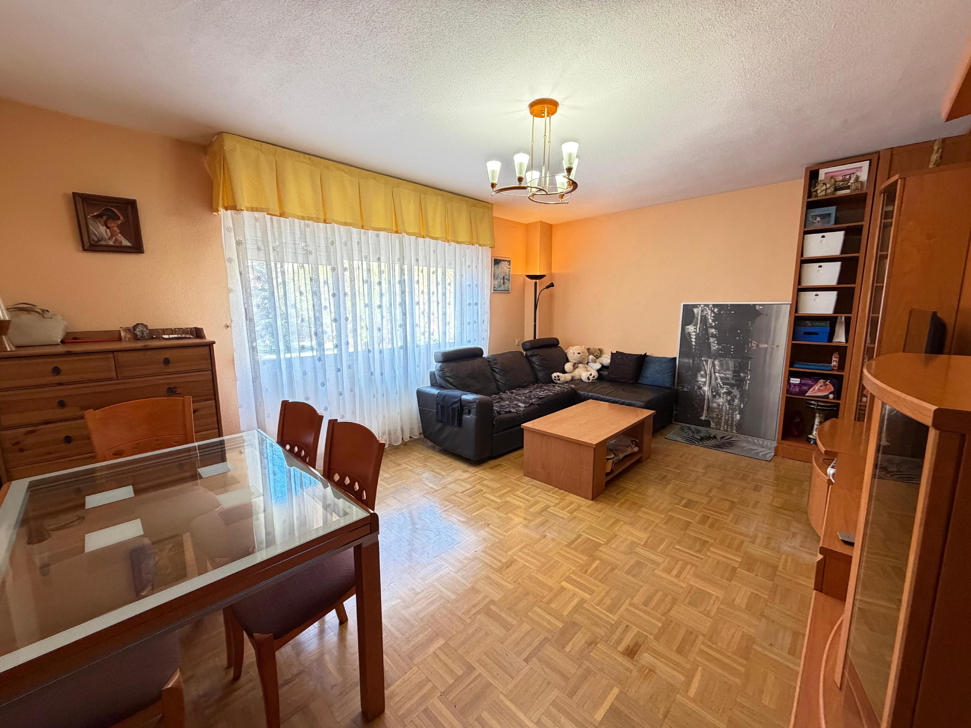 Imagen 1 Piso en venta en Torrejón De Ardoz / A tan solo cinco minutos de el Hospital.