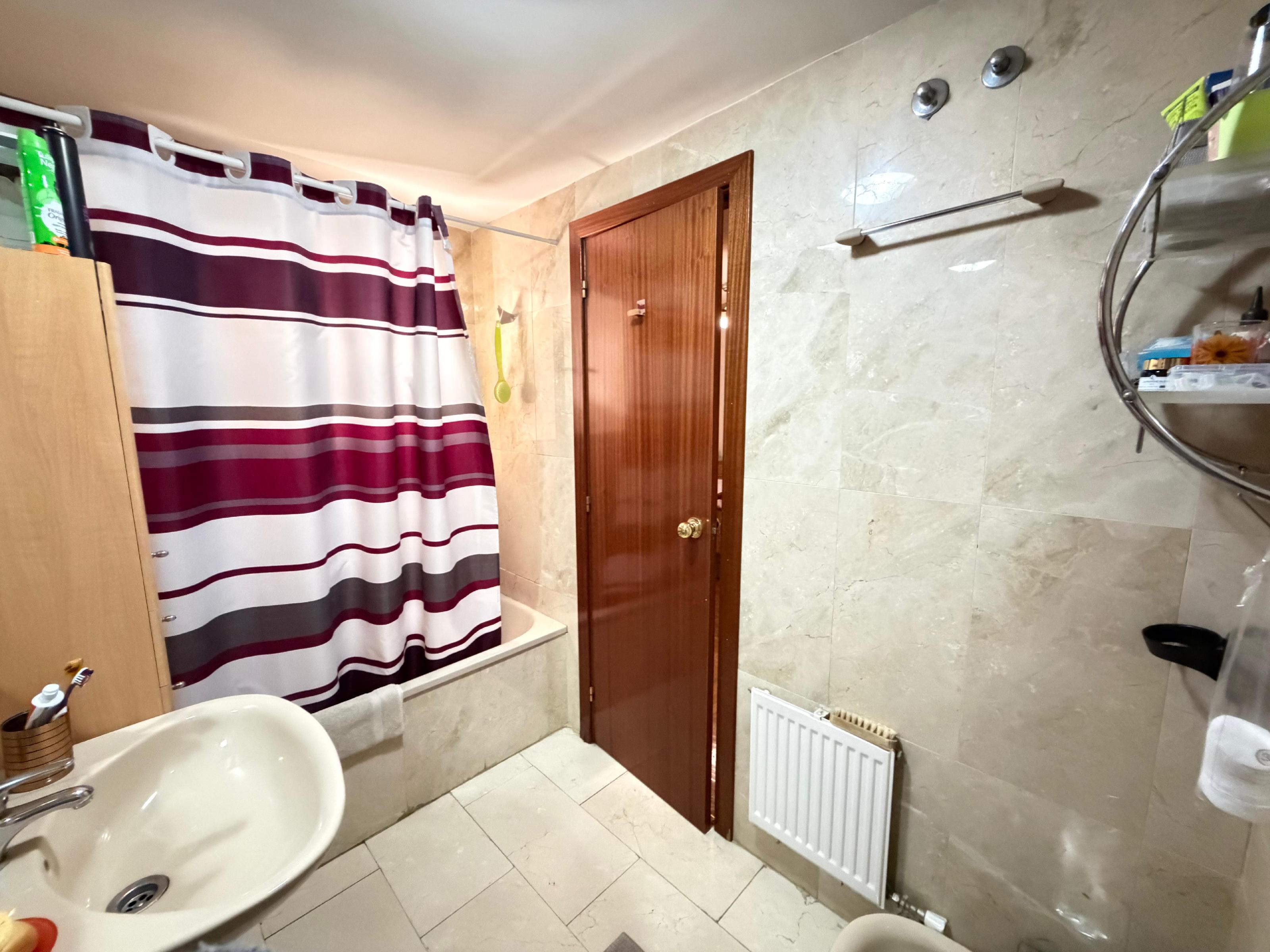 Imagen 19 Piso en venta en Torrejón De Ardoz / A tan solo cinco minutos de el Hospital.