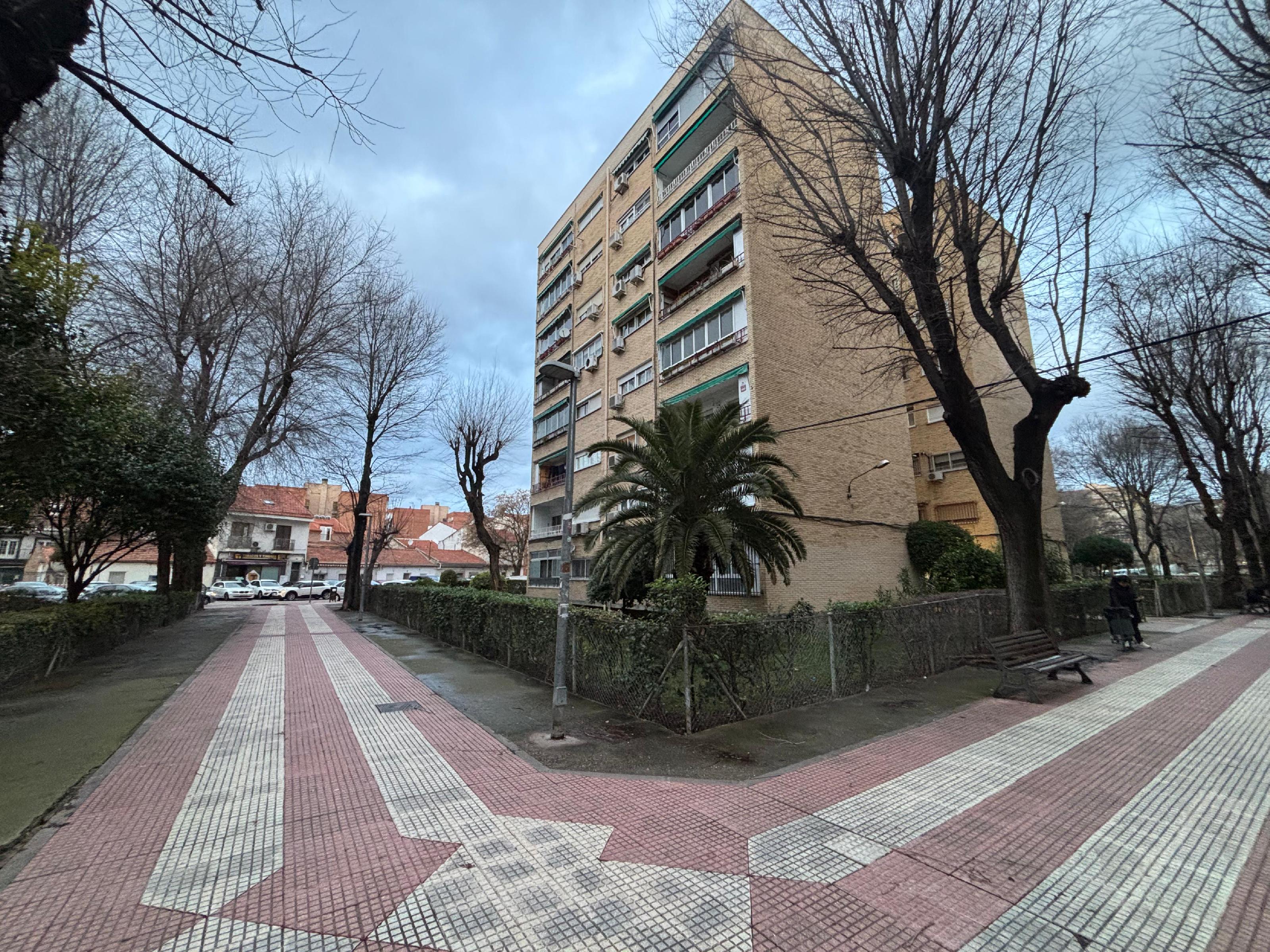 Imagen 21 Piso en venta en Torrejón De Ardoz / Cerca de Carrefour.