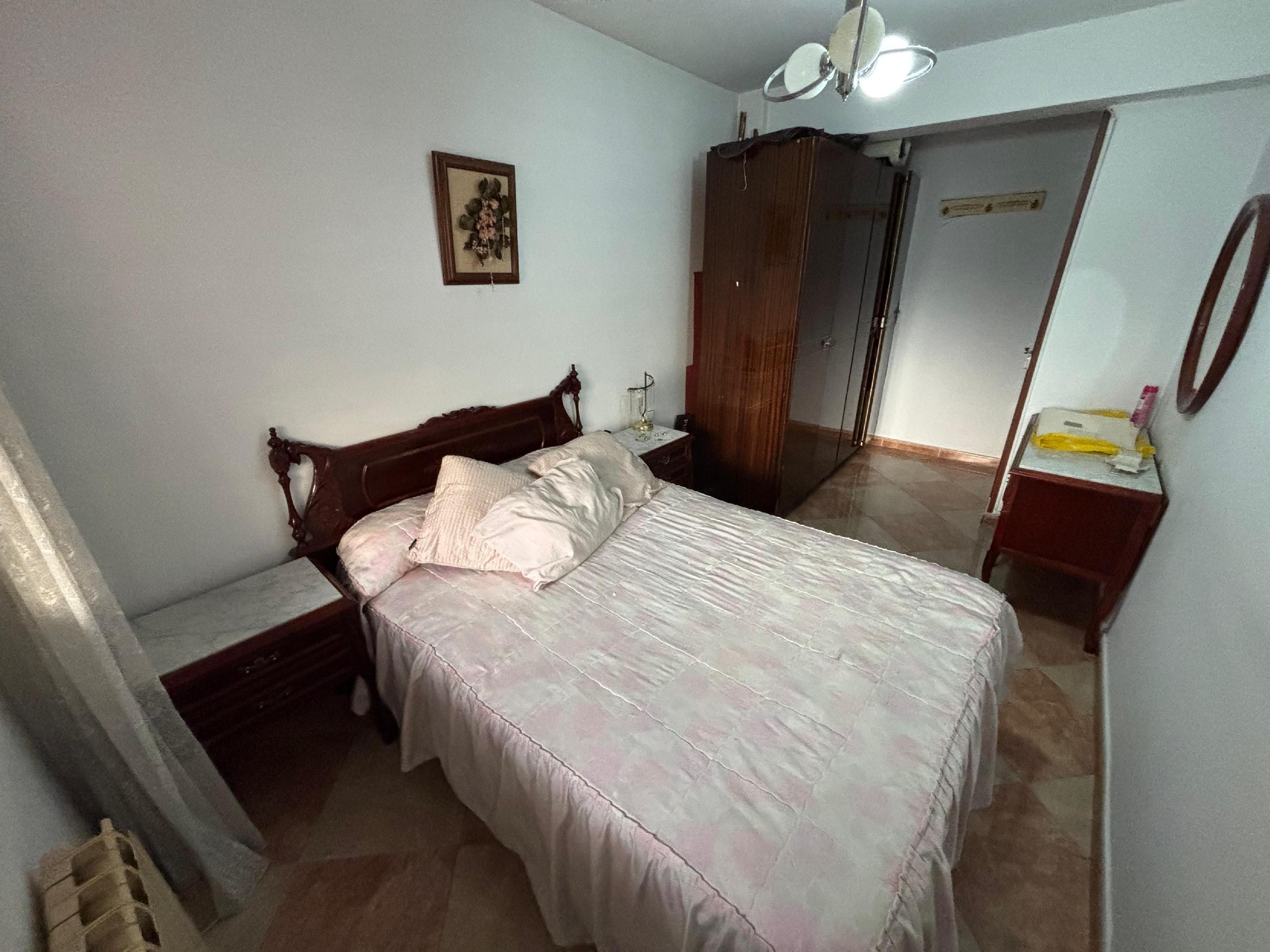 Imagen 12 Piso en venta en Torrejón De Ardoz / Cerca de Carrefour.