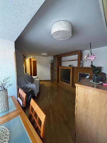 Imagen 4 Inmueble 301091 - Piso en venta en Madrid / A dos minutos de la parada de metro Simancas.