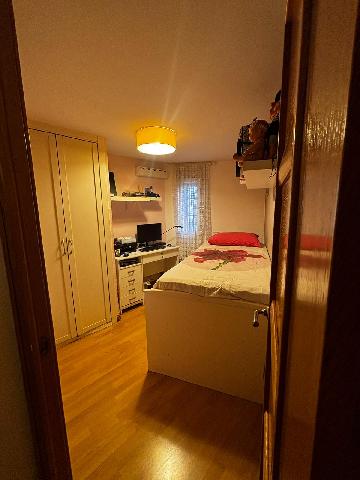 Imagen 11 Inmueble 301091 - Piso en venta en Madrid / A dos minutos de la parada de metro Simancas.