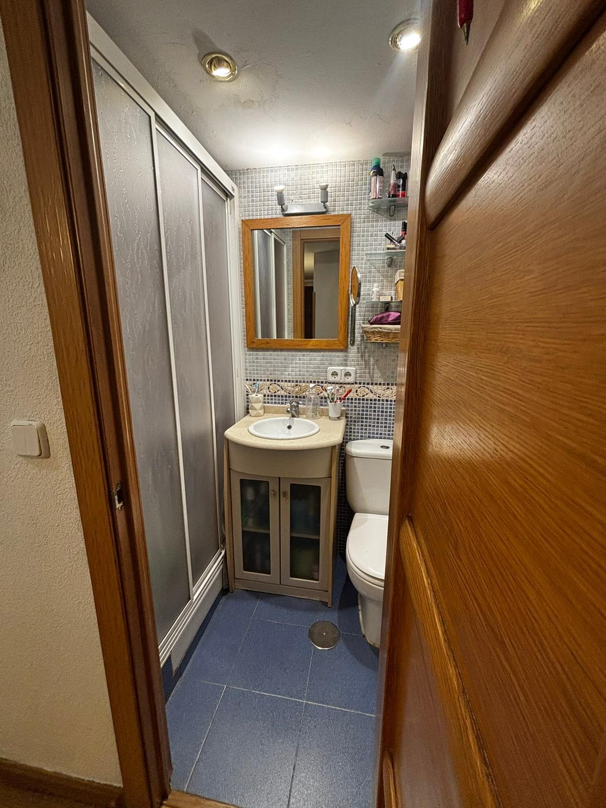 Imagen 7 Piso en venta en Madrid / A dos minutos de la parada de metro Simancas.