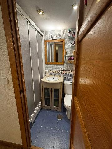 Imagen 7 Inmueble 301091 - Piso en venta en Madrid / A dos minutos de la parada de metro Simancas.