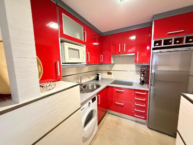 Imagen 6 Inmueble 301280 - Casa Aislada en venta en Torres De La Alameda / Próximo al centro y servicios de Torres de...