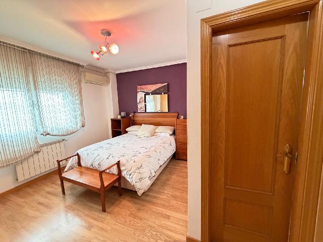 Imagen 19 Inmueble 301280 - Casa Aislada en venta en Torres De La Alameda / Próximo al centro y servicios de Torres de...