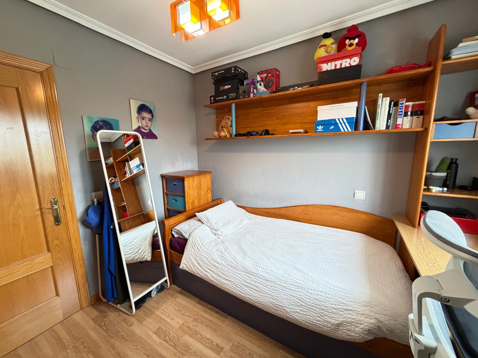 Imagen 18 Casa Aislada en venta en Torres De La Alameda / Próximo al centro y servicios de Torres de...