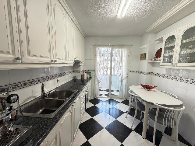 Imagen 4 Inmueble 301529 - Piso en venta en Torrejón De Ardoz / A cinco minutos de ambulatorio Veredillas.