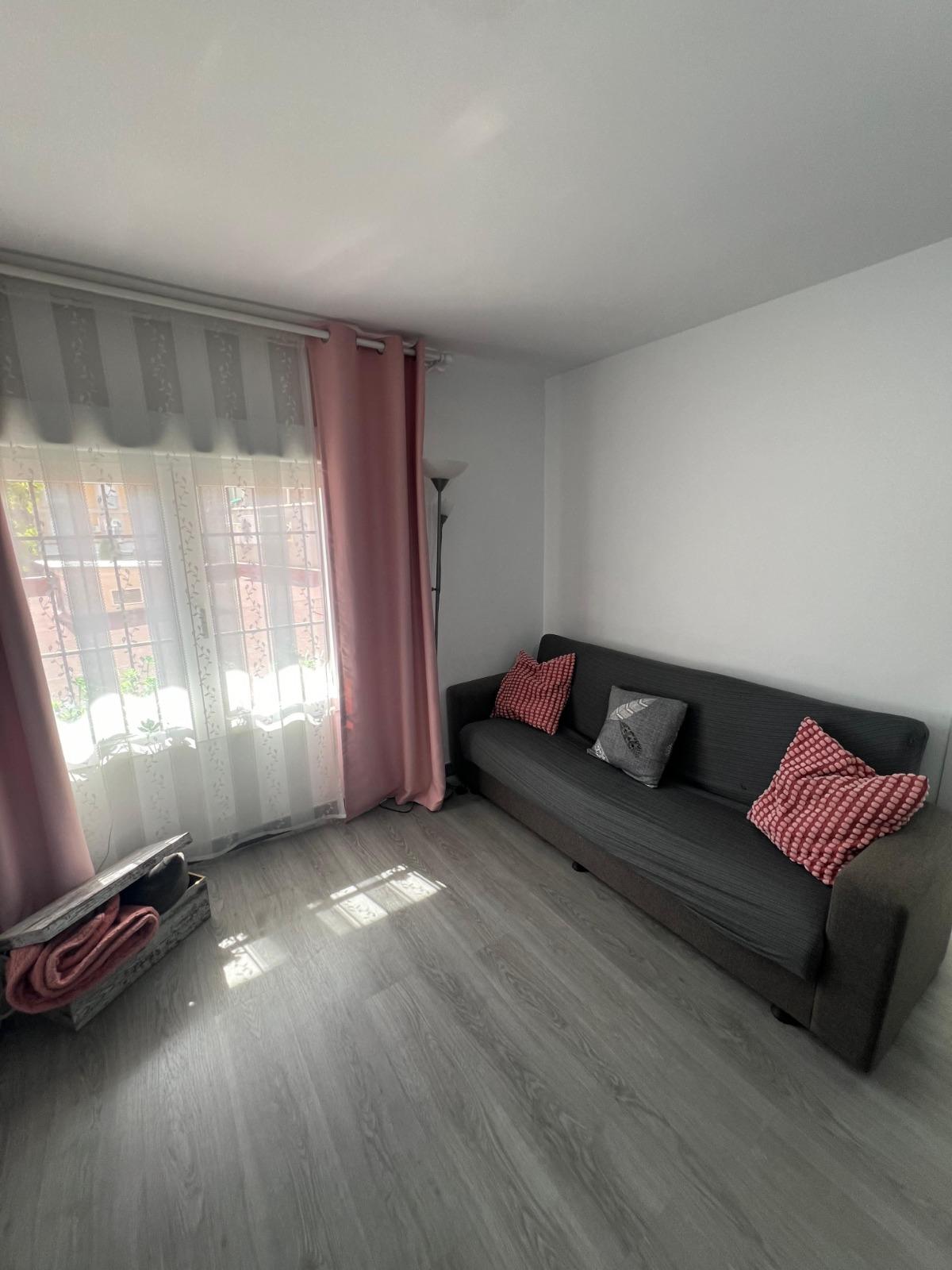 Imagen 3 Piso en venta en Torrejón De Ardoz / A 2 minutos de la restación renfe y ayuntamiento