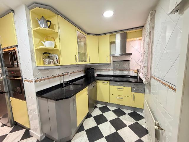 Imagen 4 Inmueble 301669 - Piso en venta en Torrejón De Ardoz / Junto a centro de salud las Veredillas.