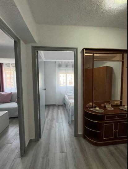 Imagen 3 Piso en venta en Torrejón De Ardoz / A un minuto de la renfe y de el centro de Torrejón.