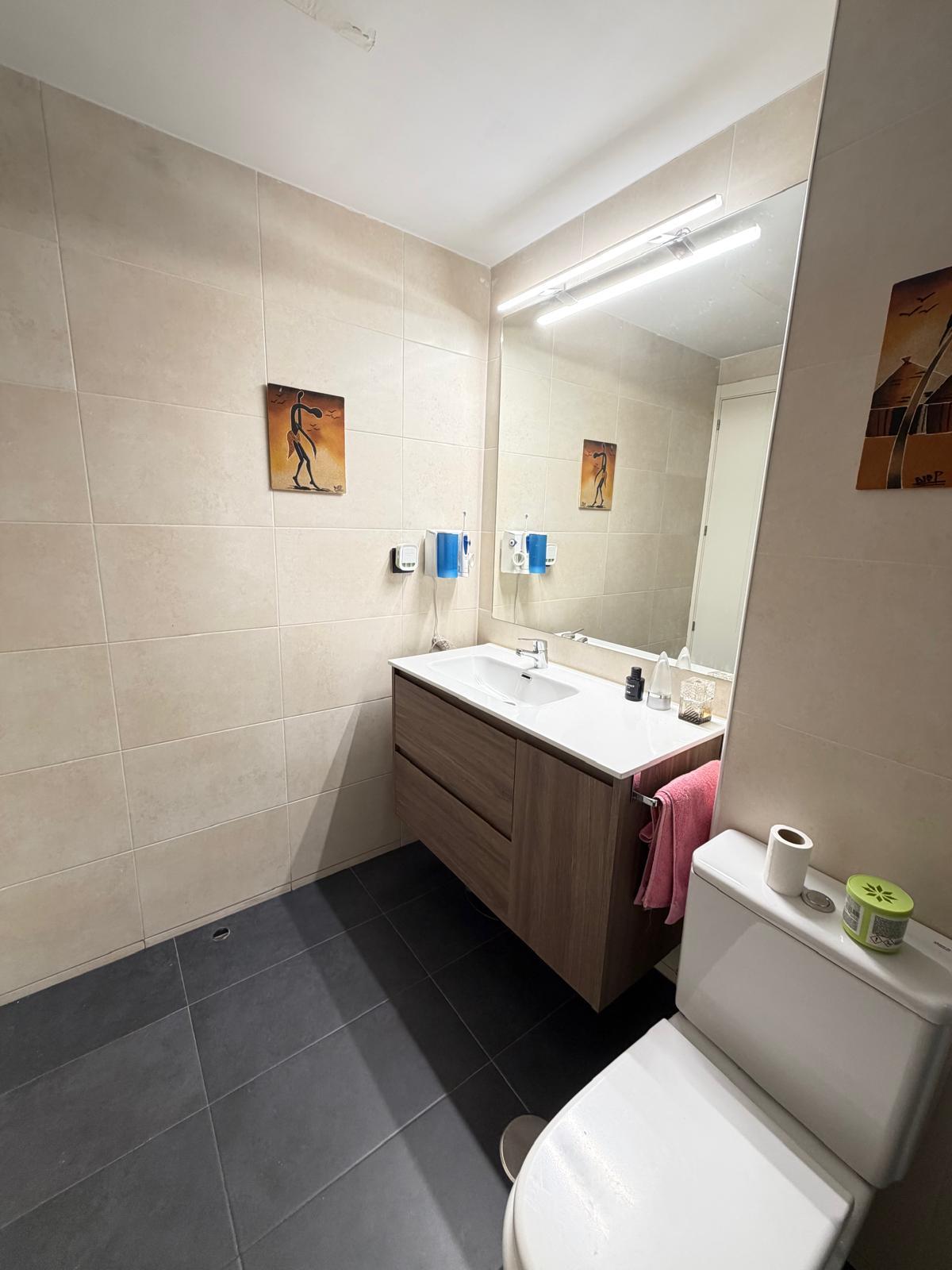 Imagen 22 Piso en venta en Torrejón De Ardoz / A dos minutos de paqrque Europa.