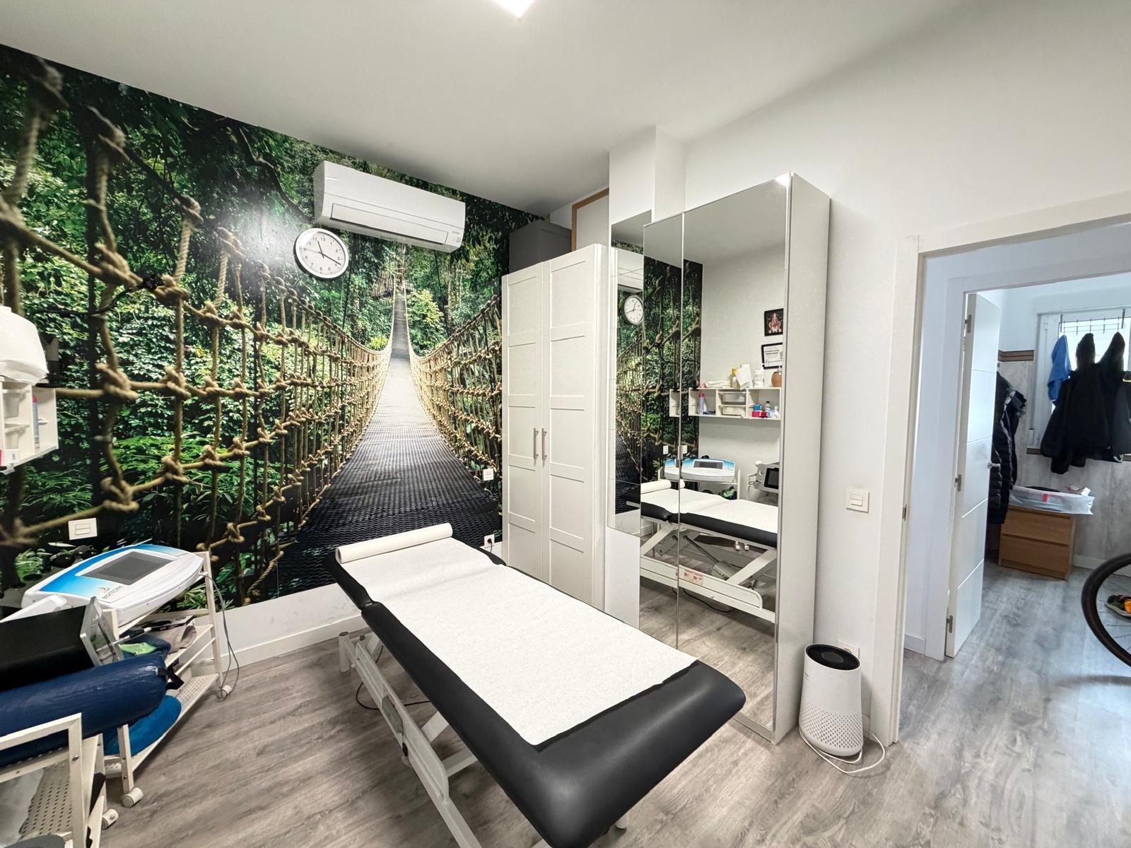 Imagen 8 Piso en venta en Coslada / A tan solo dos minutos andando de la renfe Coslada.