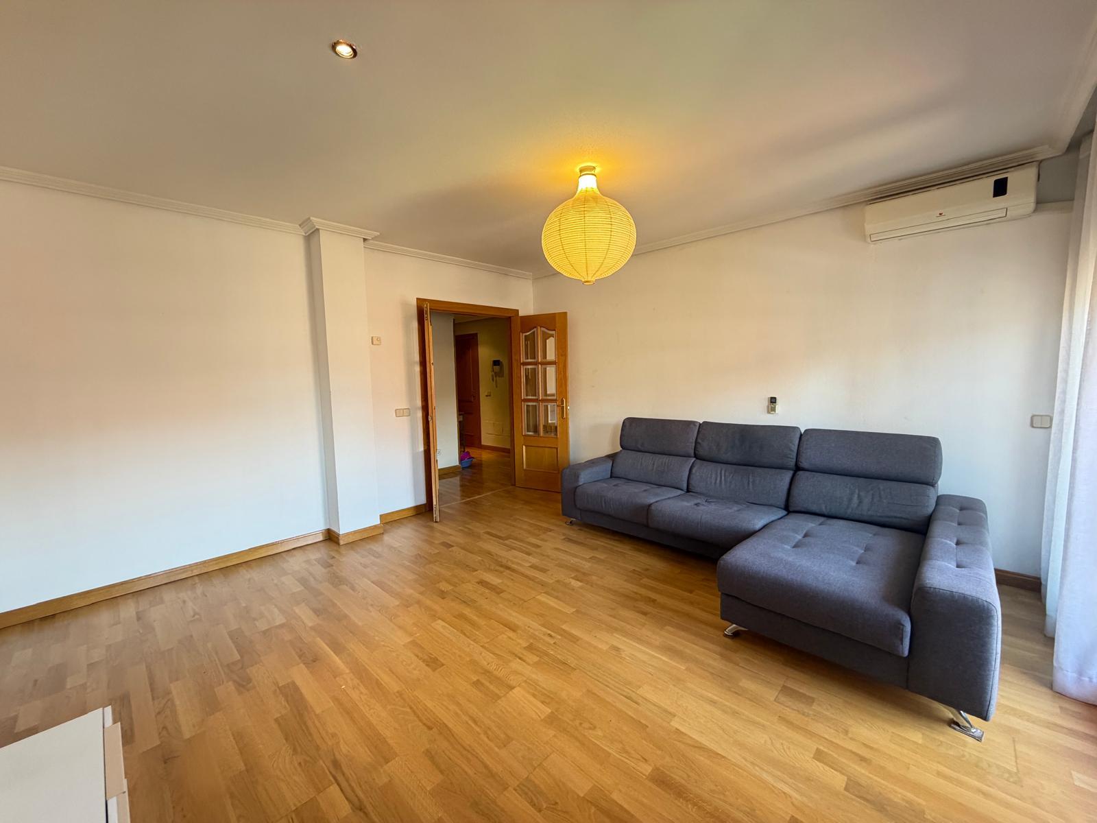 Imagen 1 Piso en venta en Alcalá De Henares / A cinco minutos de el Hospital de Alcala de Henares.
