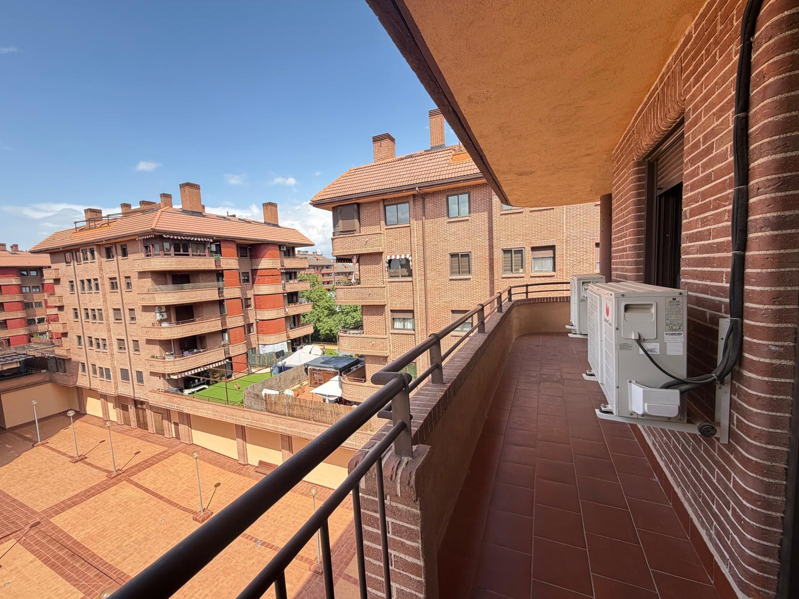 Imagen 24 Piso en venta en Alcalá De Henares / A cinco minutos de el Hospital de Alcala de Henares.