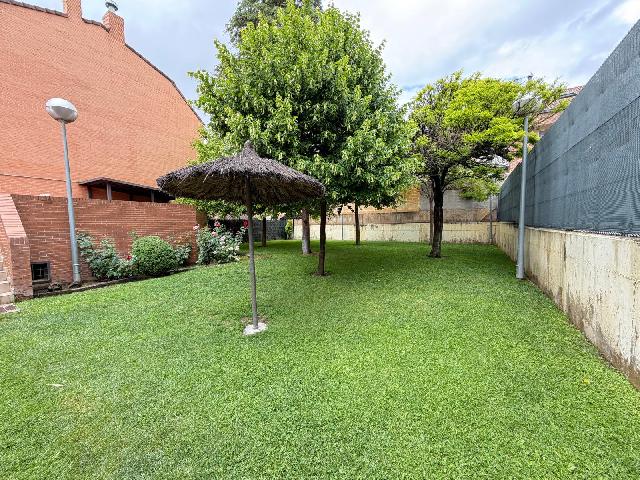 Imagen 36 Inmueble 302953 - Casa en venta en Alcalá De Henares / A  dos minutos de la renfe de La garena. 