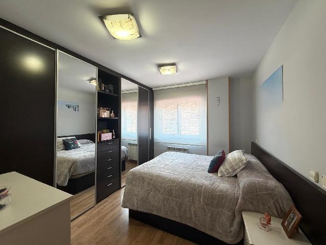 Imagen 16 Inmueble 302953 - Casa en venta en Alcalá De Henares / A  dos minutos de la renfe de La garena. 