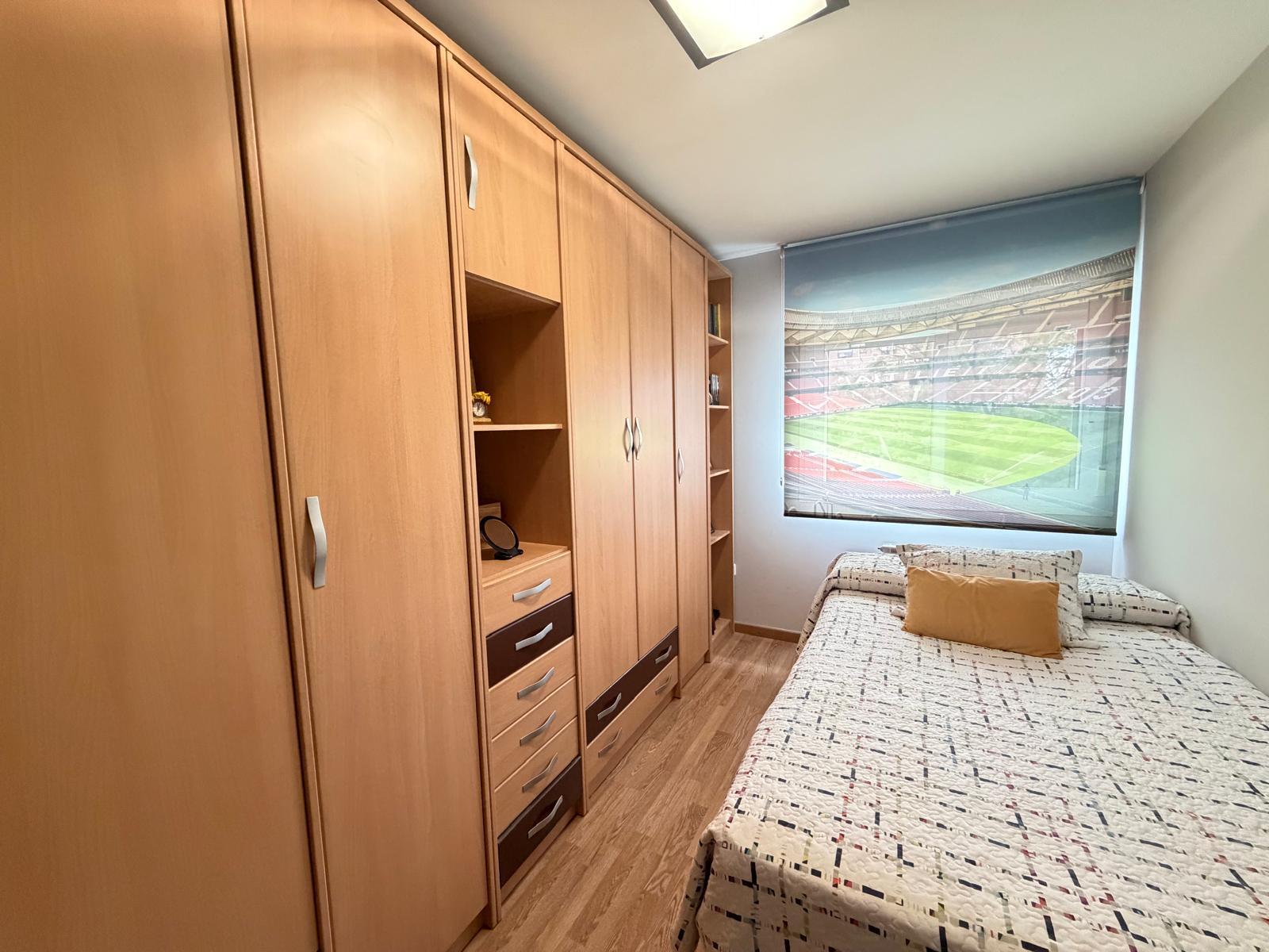 Imagen 26 Casa en venta en Alcalá De Henares / A  dos minutos de la renfe de La garena. 