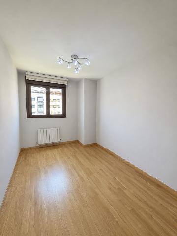 Imagen 16 Inmueble 303751 - Piso en venta en Torrejón De Ardoz / Vivienda de obra nueva en el barrio de El Juncal.