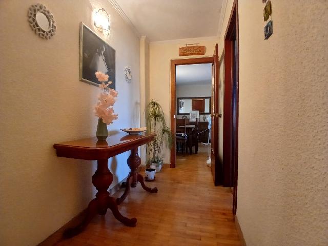 Imagen 2 Inmueble 304057 - Piso en venta en Torrejón De Ardoz / A un minuto de el Parque de los patos.