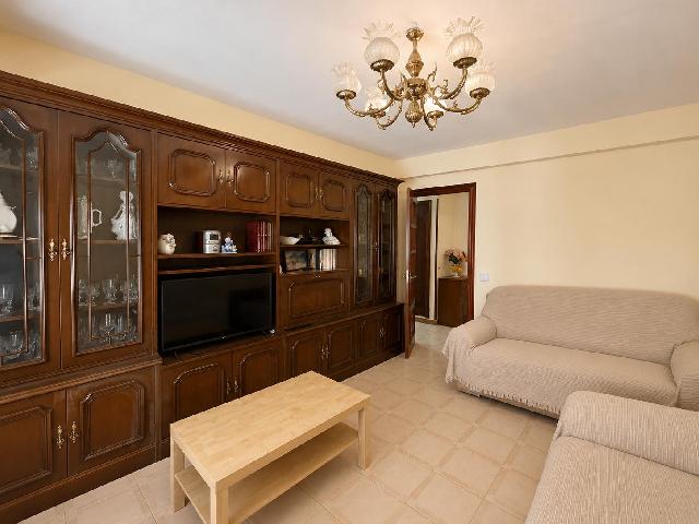 Imagen 1 Inmueble 304624 - Piso en venta en Torrejón De Ardoz / A tan solo un minuto de el ayuntamiento andando.
