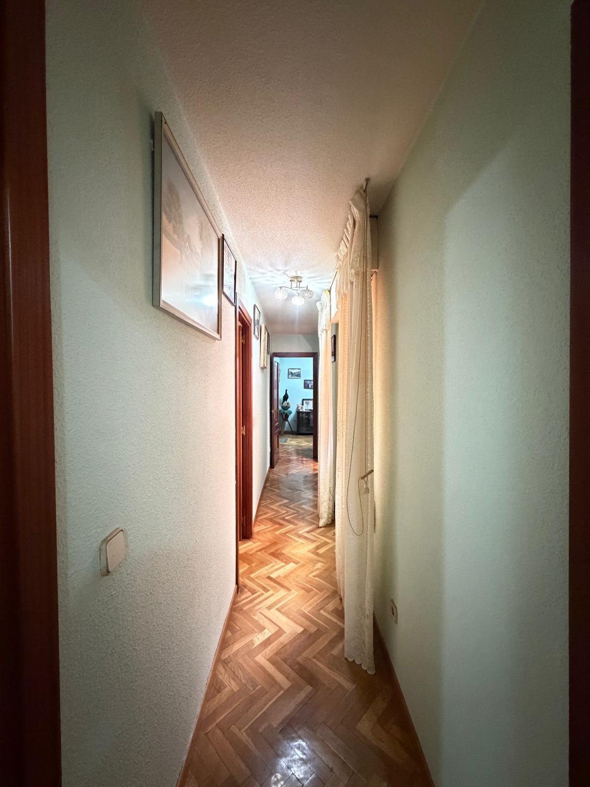 Imagen 12 Piso en venta en Torrejón De Ardoz / A dos minutos del ambulatorio del Juncal.