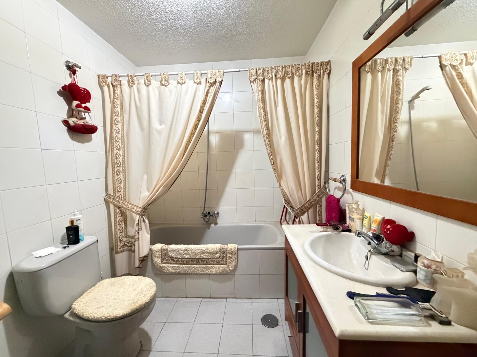 Imagen 11 Piso en venta en Torrejón De Ardoz / A dos minutos del ambulatorio del Juncal.