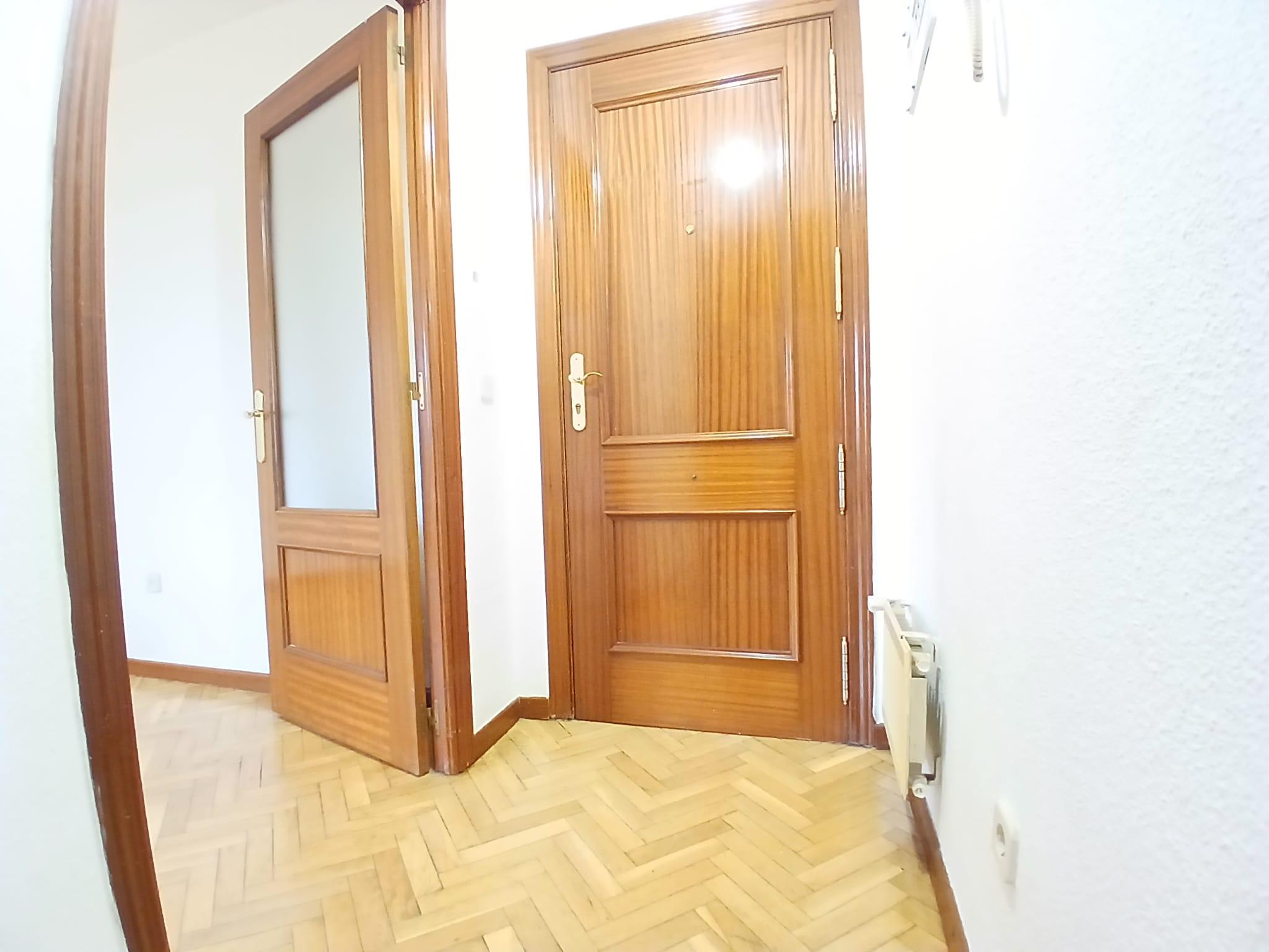 Imagen 6 Piso en venta en Torrejón De Ardoz / A tan solo tres minutos andando del parque El Juncal.