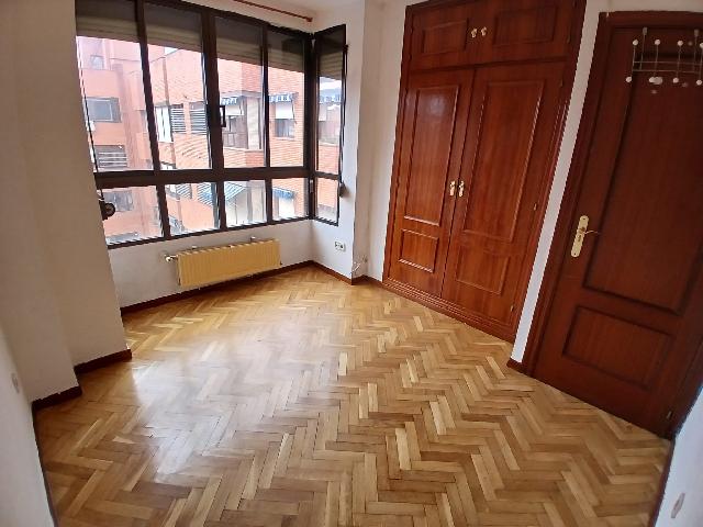 Imagen 16 Inmueble 305155 - Piso en venta en Torrejón De Ardoz / A tan solo tres minutos andando del parque El Juncal.