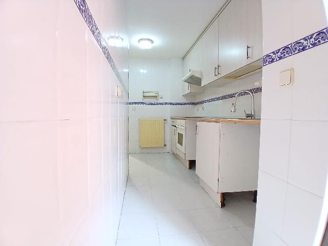 Imagen 2 Inmueble 305155 - Piso en venta en Torrejón De Ardoz / A tan solo tres minutos andando del parque El Juncal.