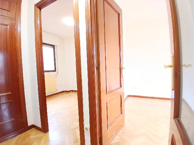 Imagen 10 Inmueble 305155 - Piso en venta en Torrejón De Ardoz / A tan solo tres minutos andando del parque El Juncal.