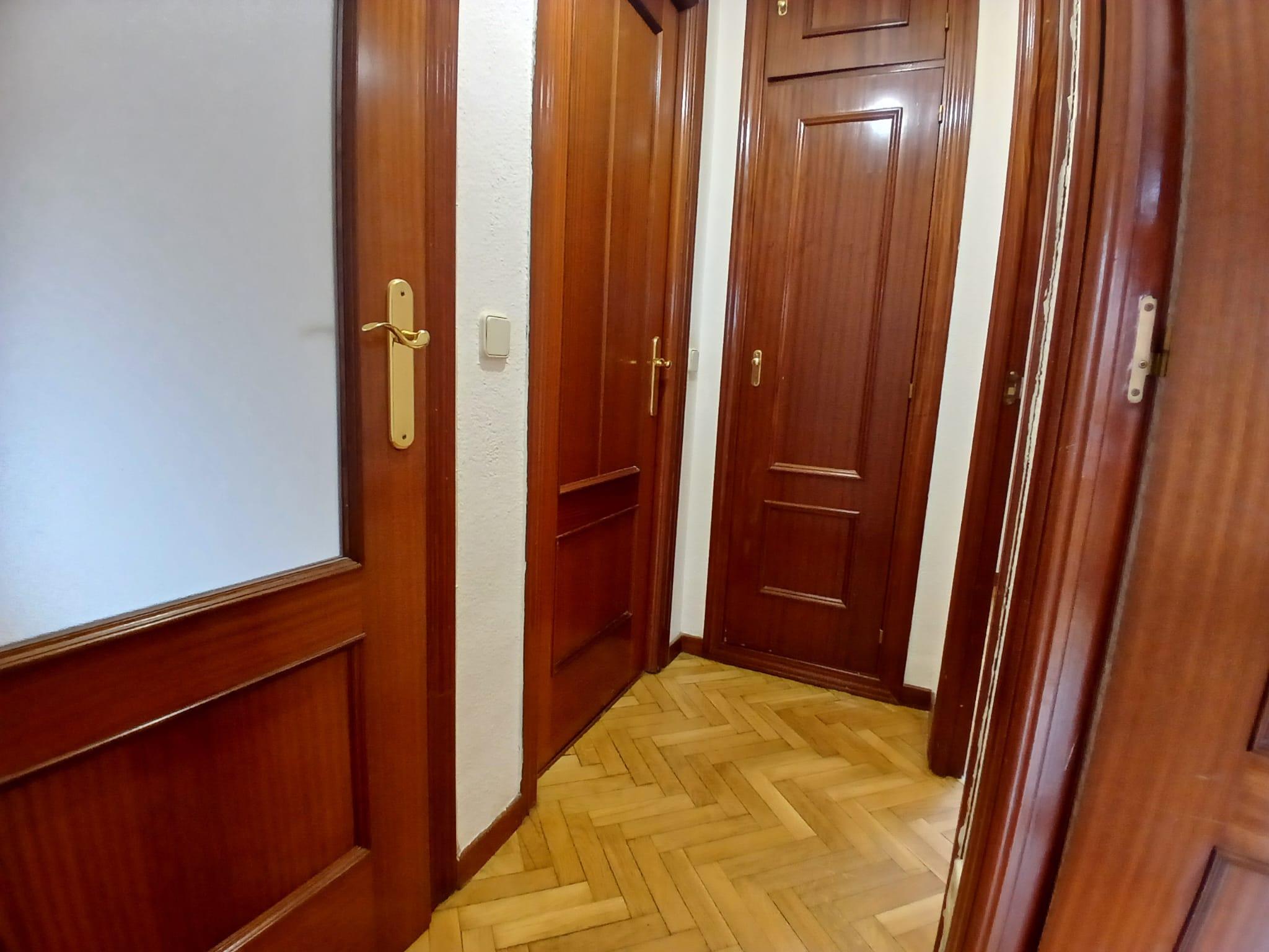 Imagen 26 Piso en venta en Torrejón De Ardoz / A tan solo tres minutos andando del parque El Juncal.