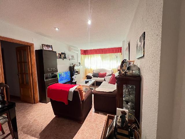 Imagen 4 Inmueble 305967 - Piso en venta en Torrejón De Ardoz / Cerca al ambulatorio al ambulatorio el juncal