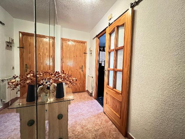 Imagen 2 Inmueble 305967 - Piso en venta en Torrejón De Ardoz / Cerca al ambulatorio al ambulatorio el juncal
