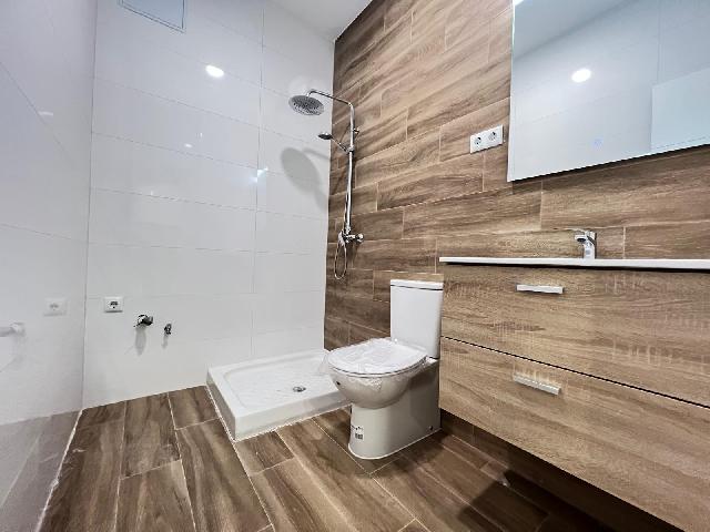 Imagen 16 Inmueble 306104 - Piso en venta en Torrejón De Ardoz / A dos calles del ambulatorio y el parque el juncal