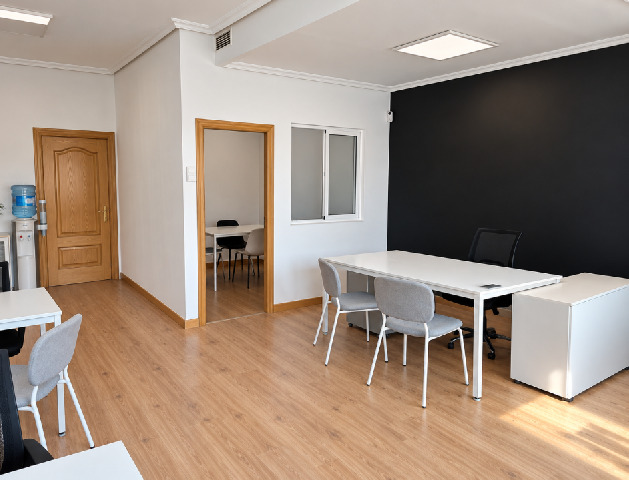 Imagen 3 Inmueble 306364 - Local Comercial en alquiler en Guadalajara / Junto al Registro de la Propiedad