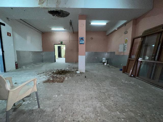 Imagen 11 Inmueble 306781 - Local Comercial en venta en San Martín De La Vega / Junto a parada de autobús y servicios ...