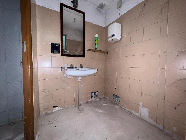 Imagen 16 Inmueble 306781 - Local Comercial en venta en San Martín De La Vega / Junto a parada de autobús y servicios ...