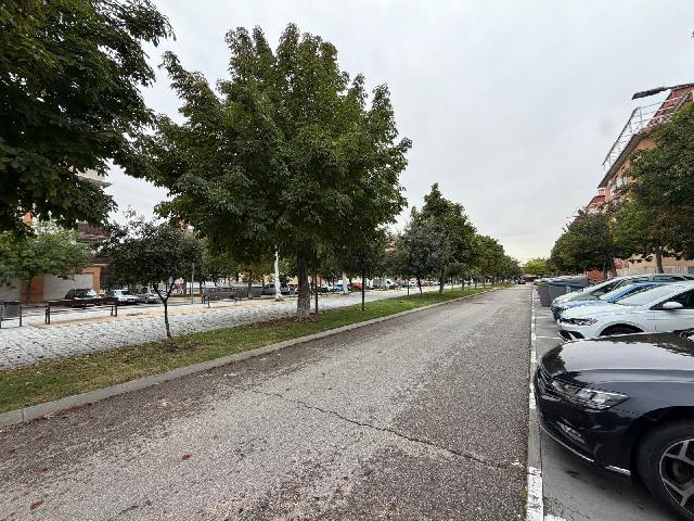 Imagen 1 Inmueble 306798 - Piso en venta en Azuqueca De Henares / Cerca del Colegio la Paloma