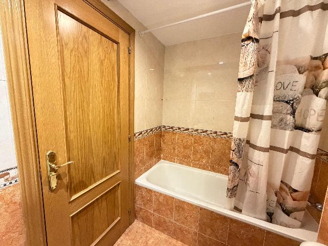 Imagen 21 Inmueble 306798 - Piso en venta en Azuqueca De Henares / Cerca del Colegio la Paloma
