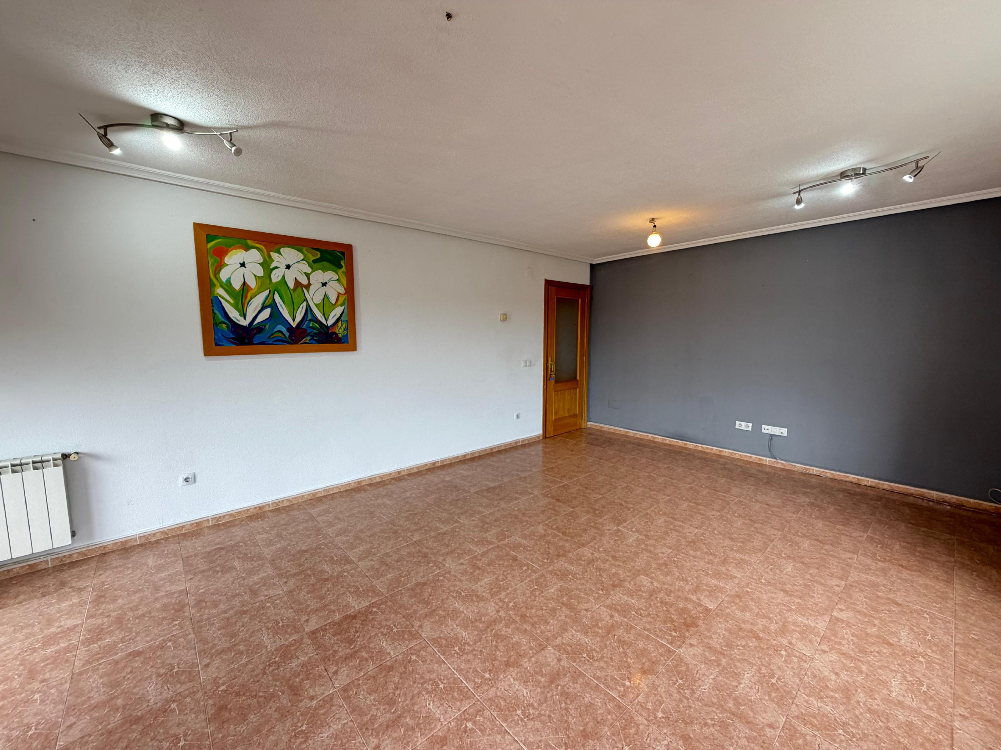 Imagen 7 Piso en venta en Azuqueca De Henares / Cerca del Colegio la Paloma