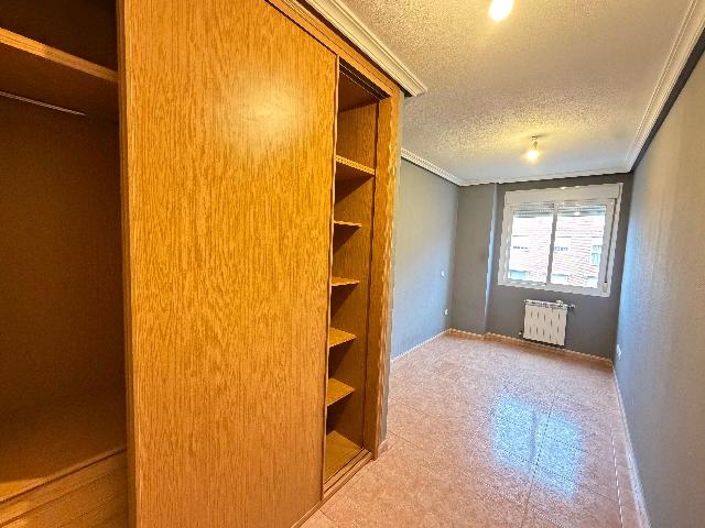 Imagen 13 Inmueble 306798 - Piso en venta en Azuqueca De Henares / Cerca del Colegio la Paloma
