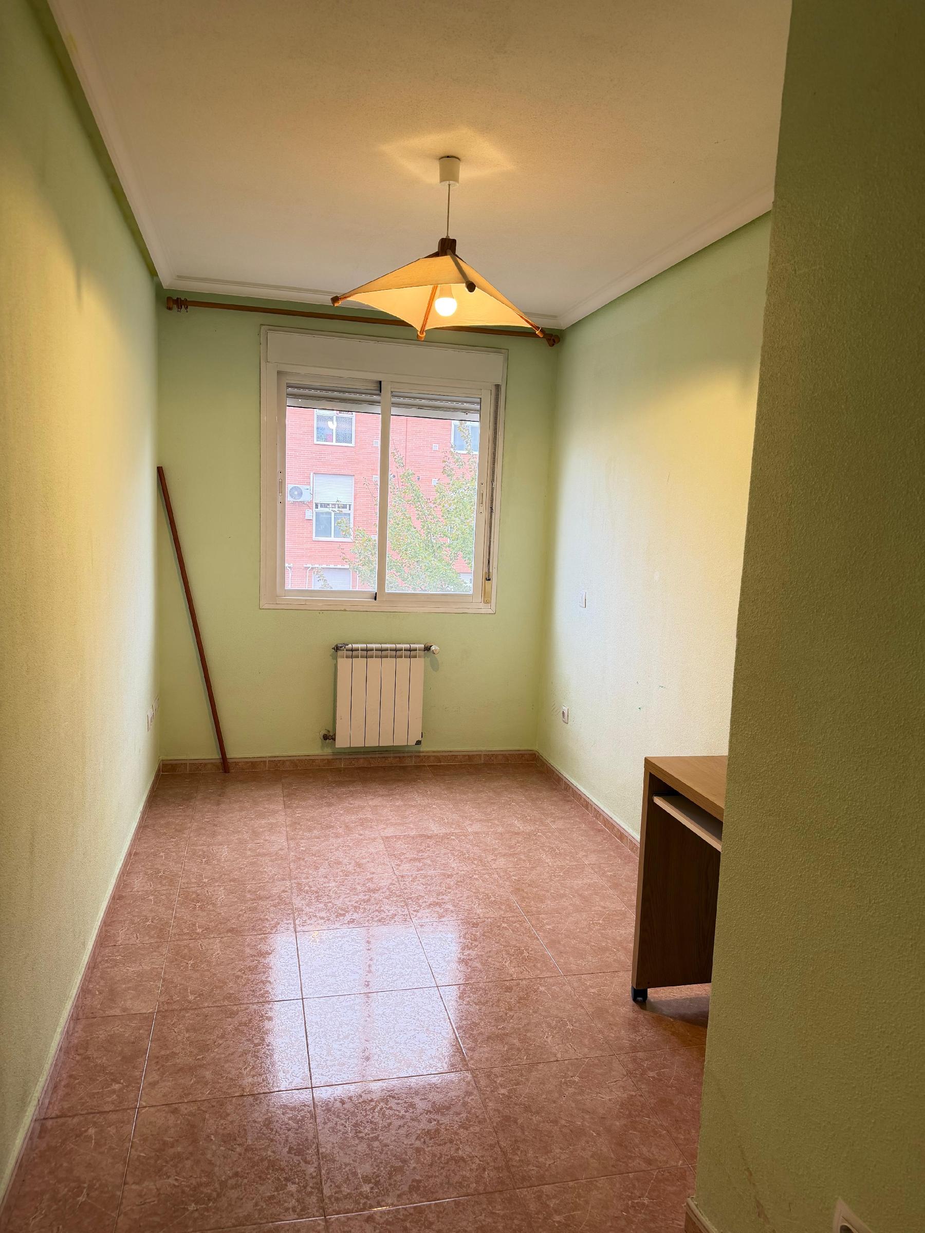 Imagen 11 Piso en venta en Azuqueca De Henares / Cerca del Colegio la Paloma