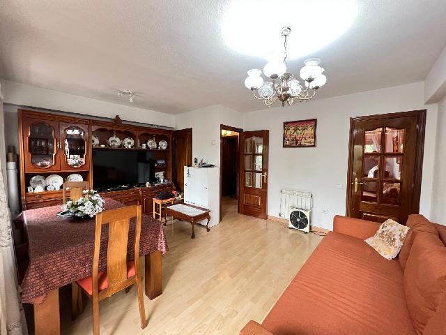 Imagen 5 Inmueble 306845 - Piso en venta en Torrejón De Ardoz / Enfrente del parque Jardin del Rosario.