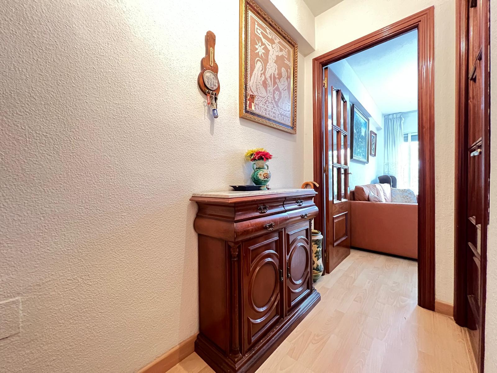 Imagen 2 Piso en venta en Torrejón De Ardoz / Enfrente del parque Jardin del Rosario.
